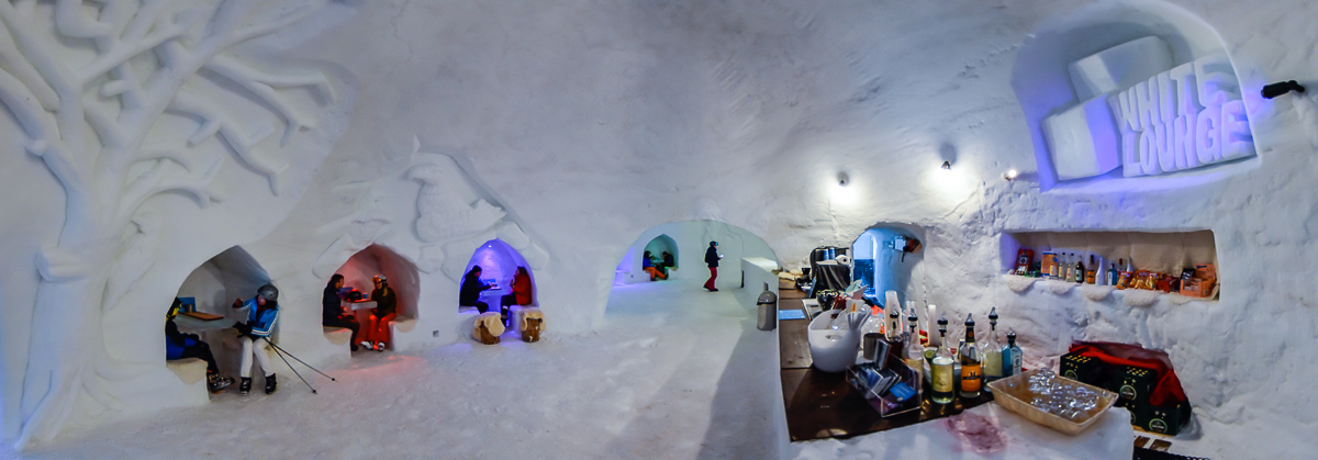 Iglu Bar "White Lounge"