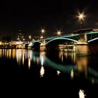 Ignatz-Bubis-Brücke und die Alte Stadtbibliothek