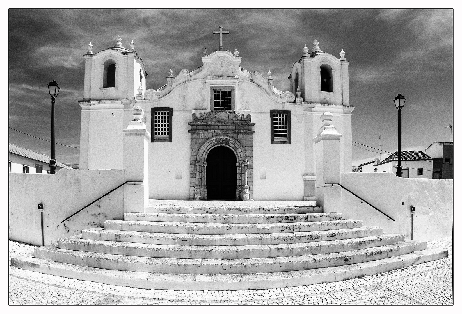 ... Igreja de Estômbar ...