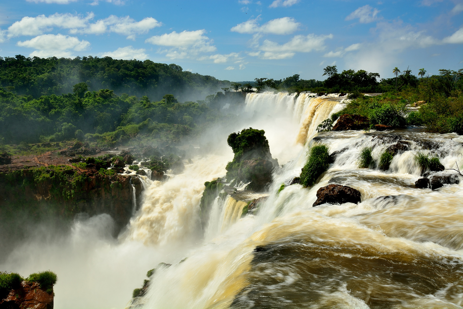 Iguaza Argentinische Seite der Wasserfälle_02