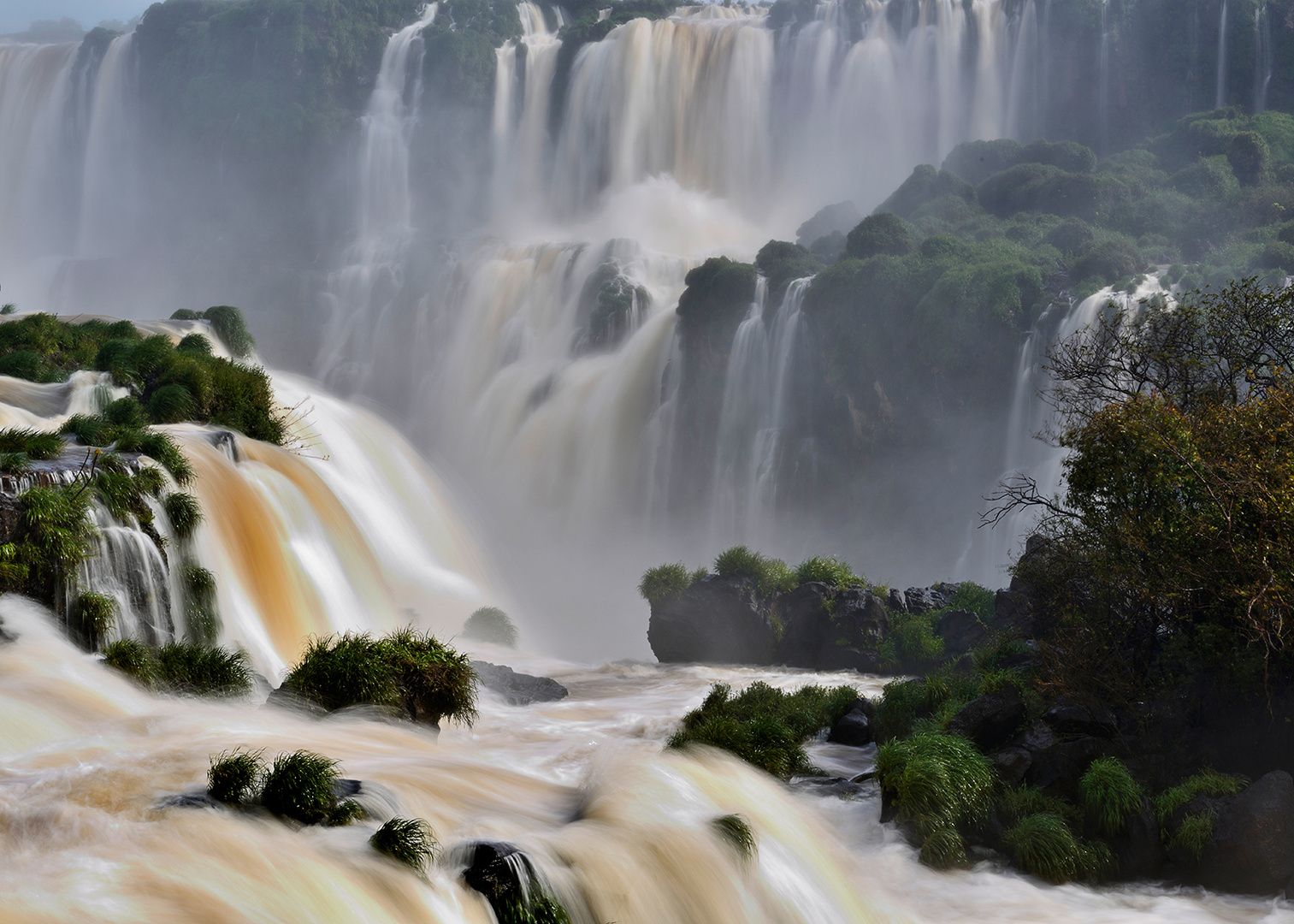 Iguazú in motion