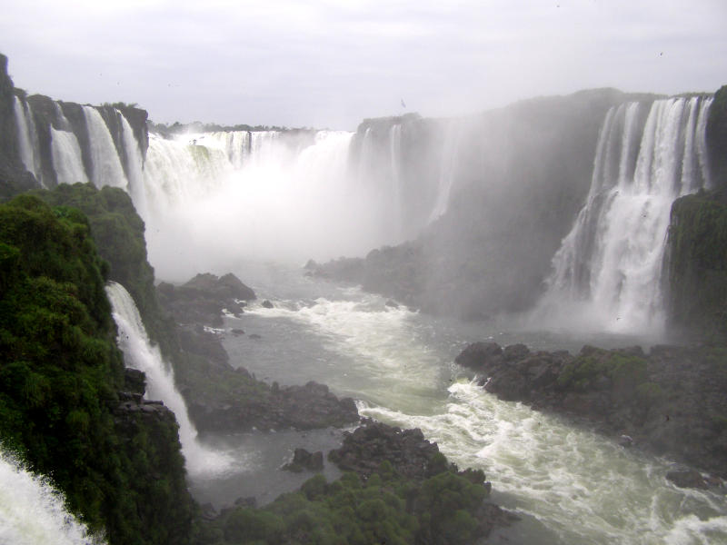 Iguazu Wasserfälle Teufelsschlund