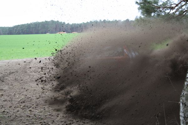 Ihr wollt noch mehr Dreck, Staub und Steine ? Schwedenstahl in Action Wittenberg-Rallye 2012