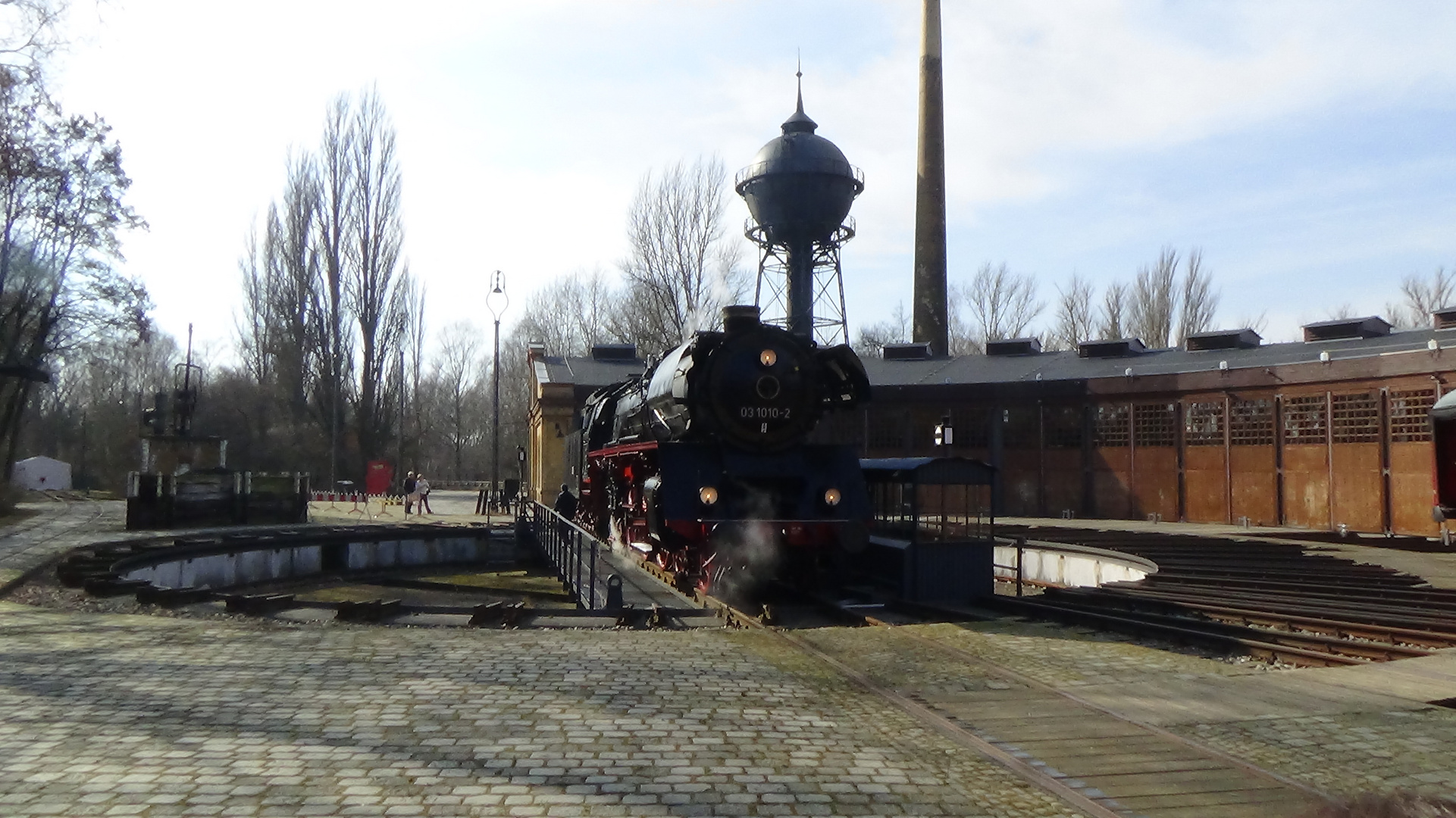 Ihre Majestät 03 1010 im BW Anhalter Bahnhof