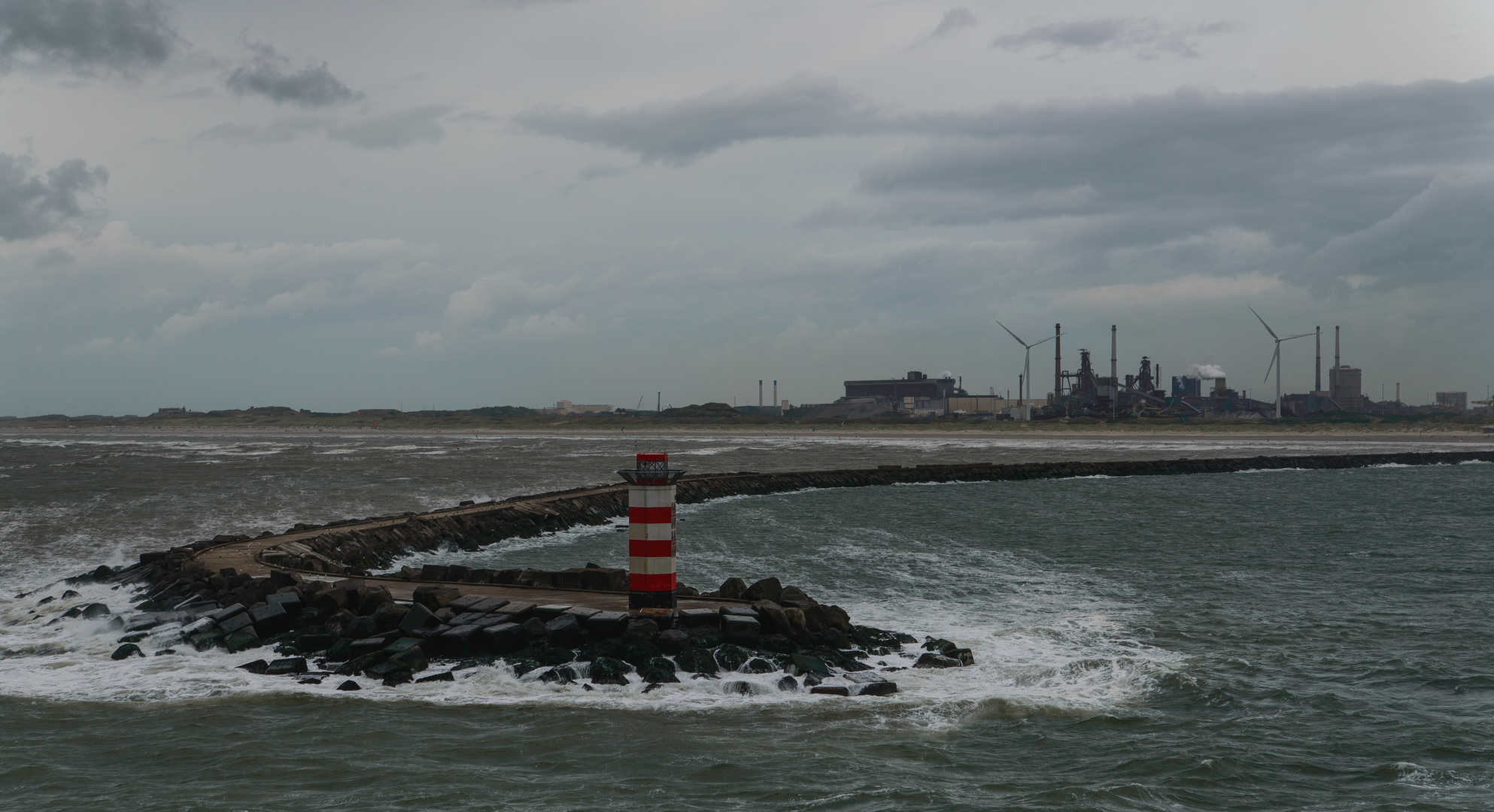 [ IJmuiden ]