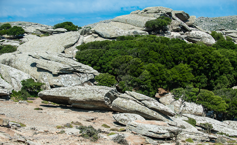 Ikaria - giant rocks