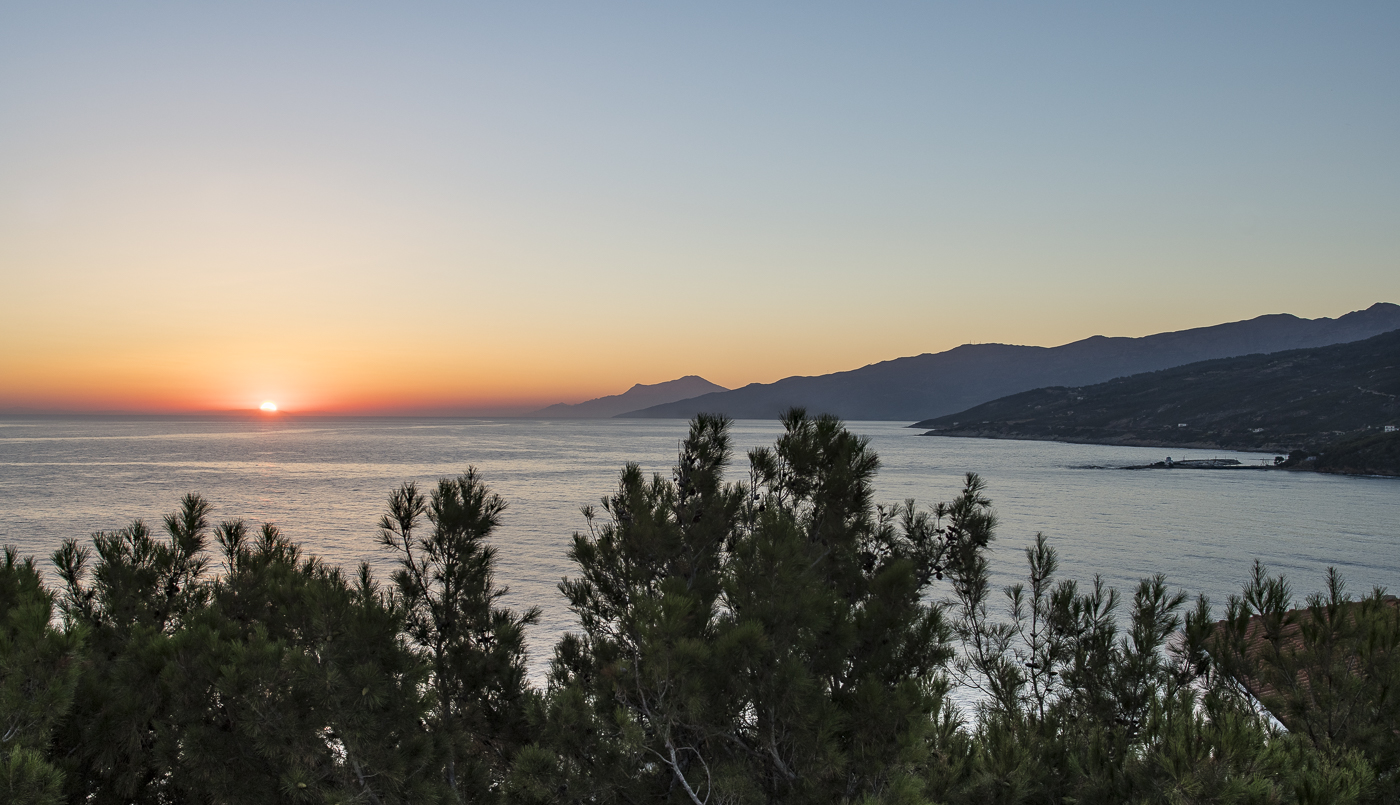 Ikaria - Sonnenaufgang an Nordküste / Sunrise on north coast