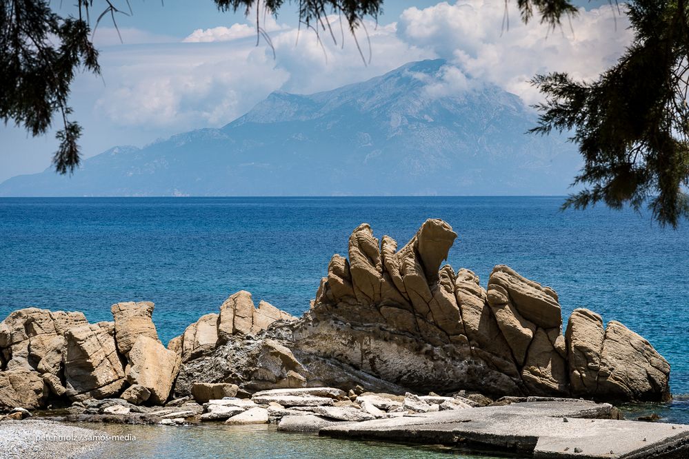 Ikaria - View from Keramé Beach towards Samos island