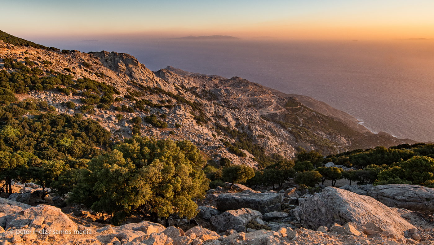 Ikaria - West coast, road down to Amalou