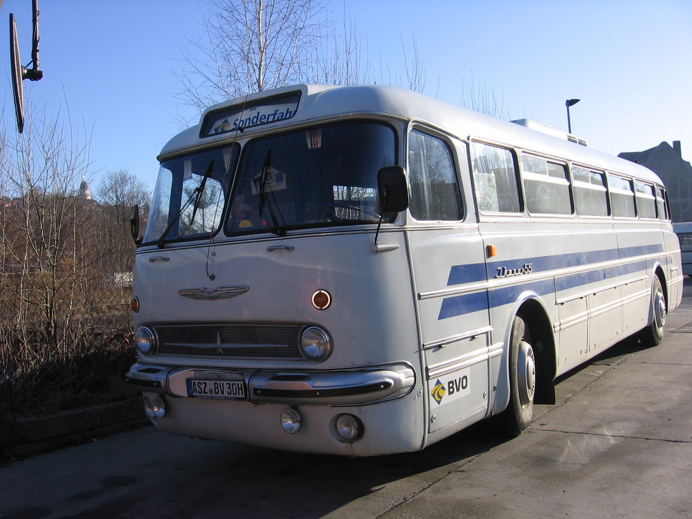 Ikarus 55