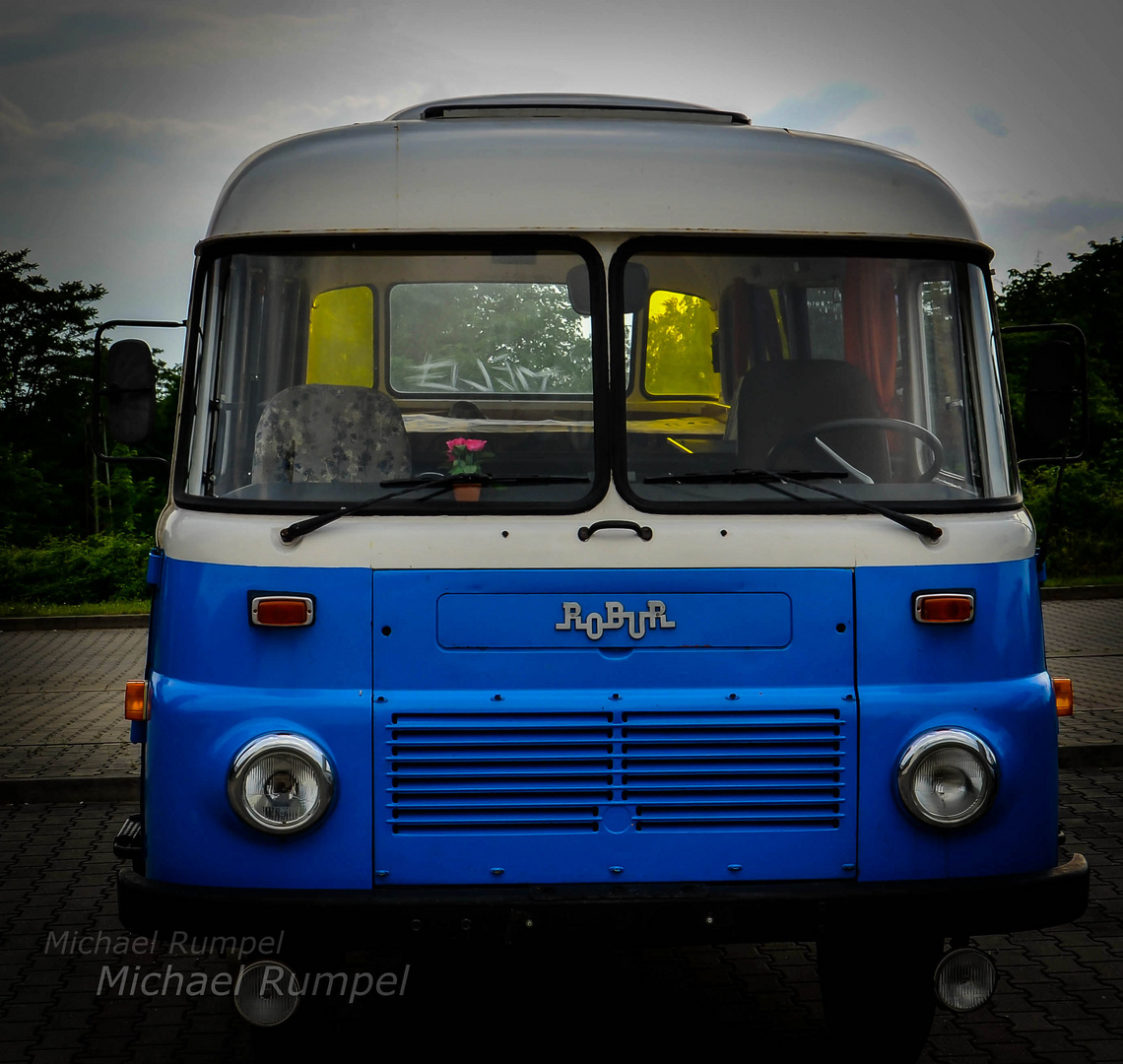 Ikarus Bus aus der DDR 