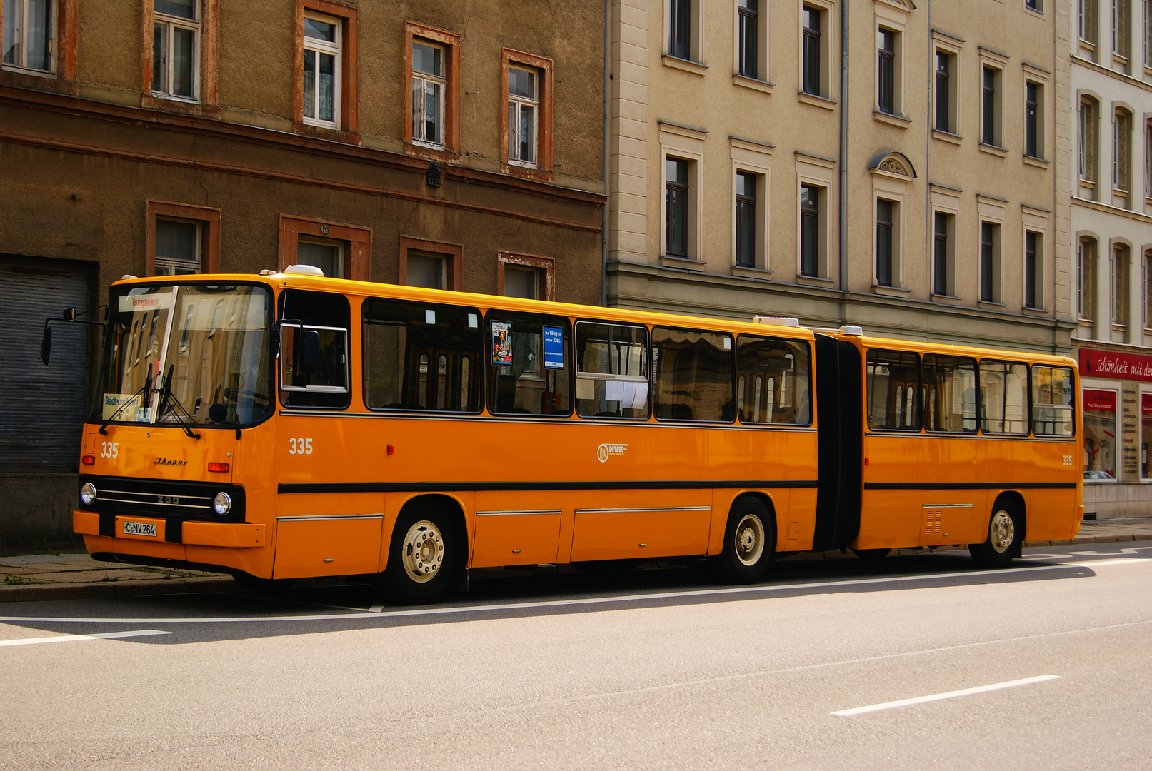 IKARUS- Bus
