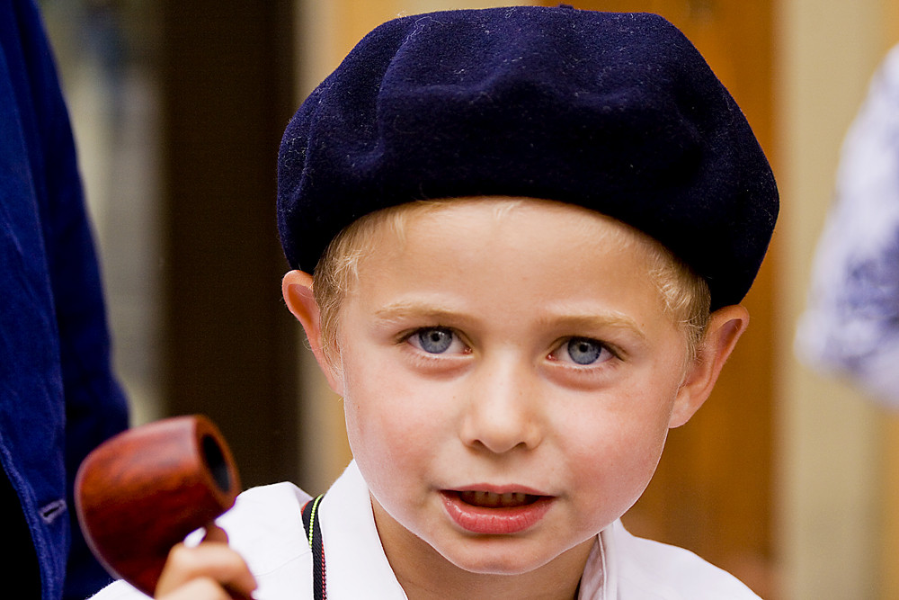 Il bambino con la pipa