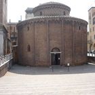 Il battistero di Mantova