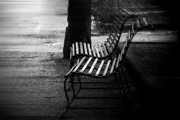 Il bicchiere vuoto..