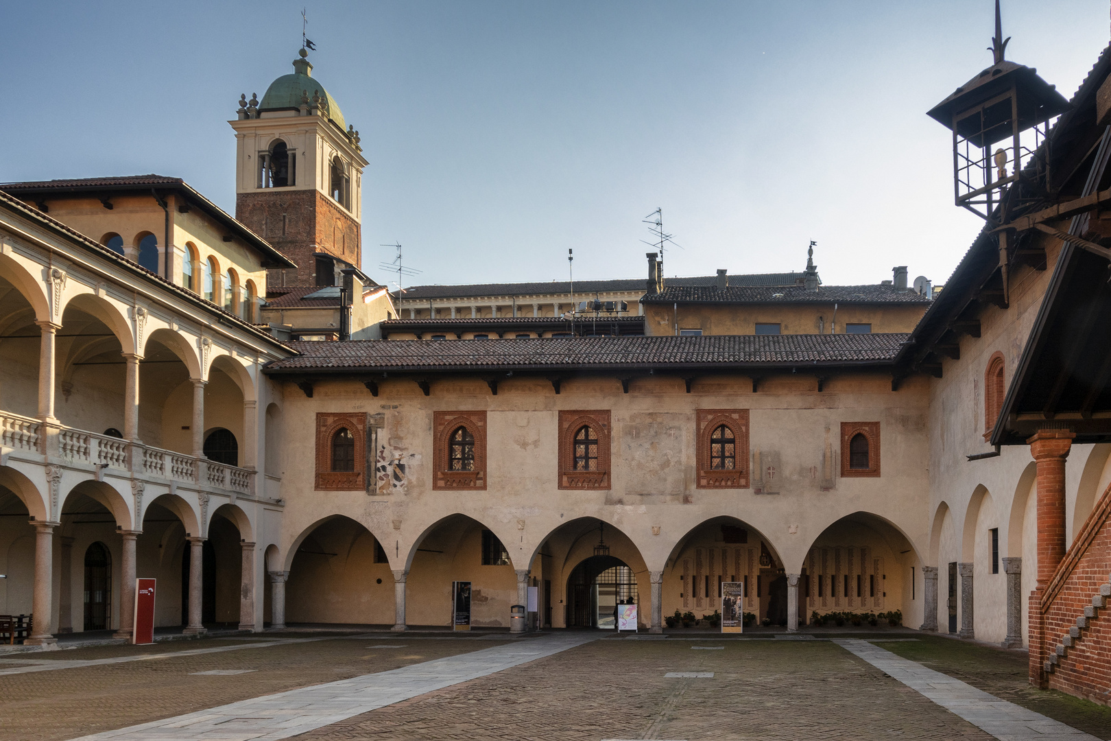 Il Broletto di Novara