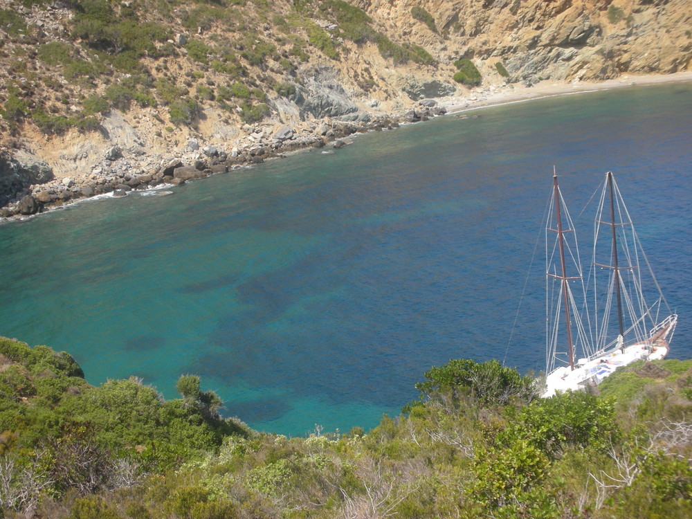 Il caicco,la baia e il mare