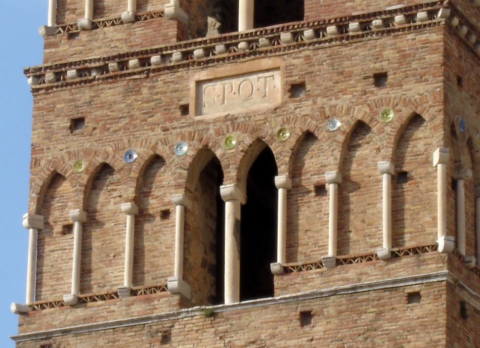 Il campanile del Duomo di Terracina