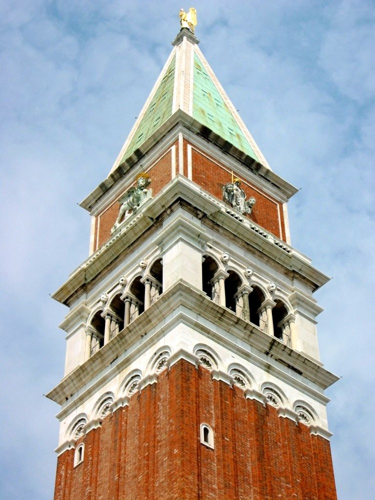 IL CAMPANILLE DE VENECIA