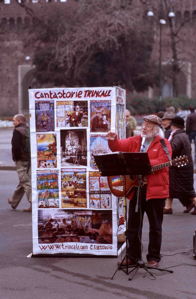 Il cantastorie di Milano