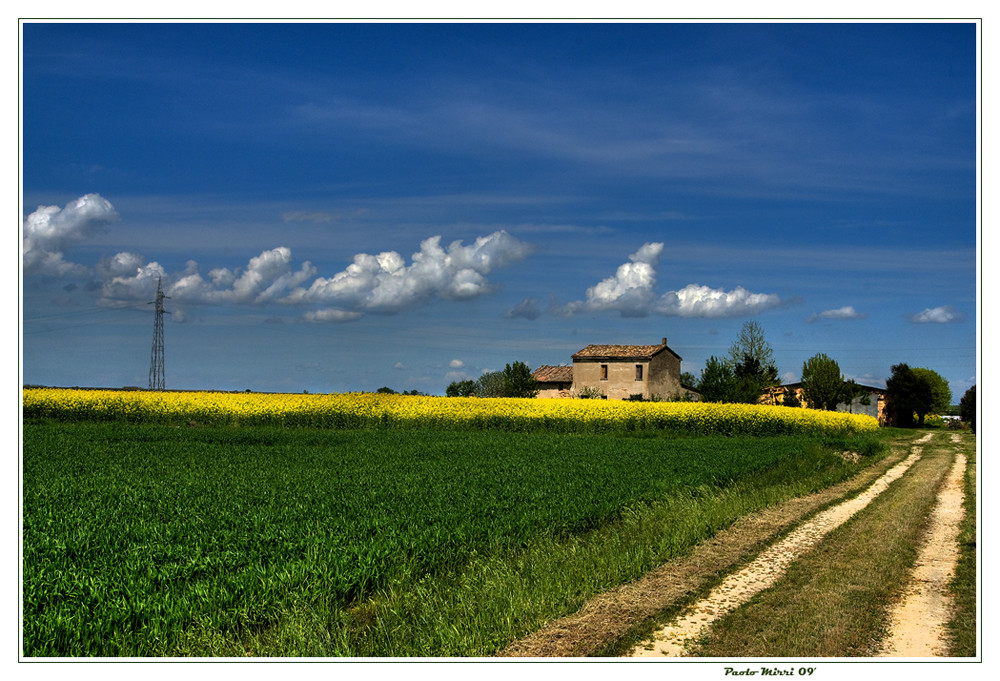 Il casale abbandonato