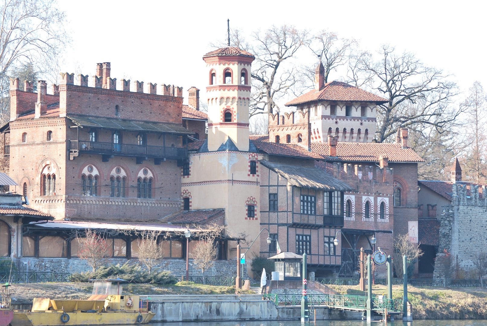 IL CASTELLO DEL VALENTINO