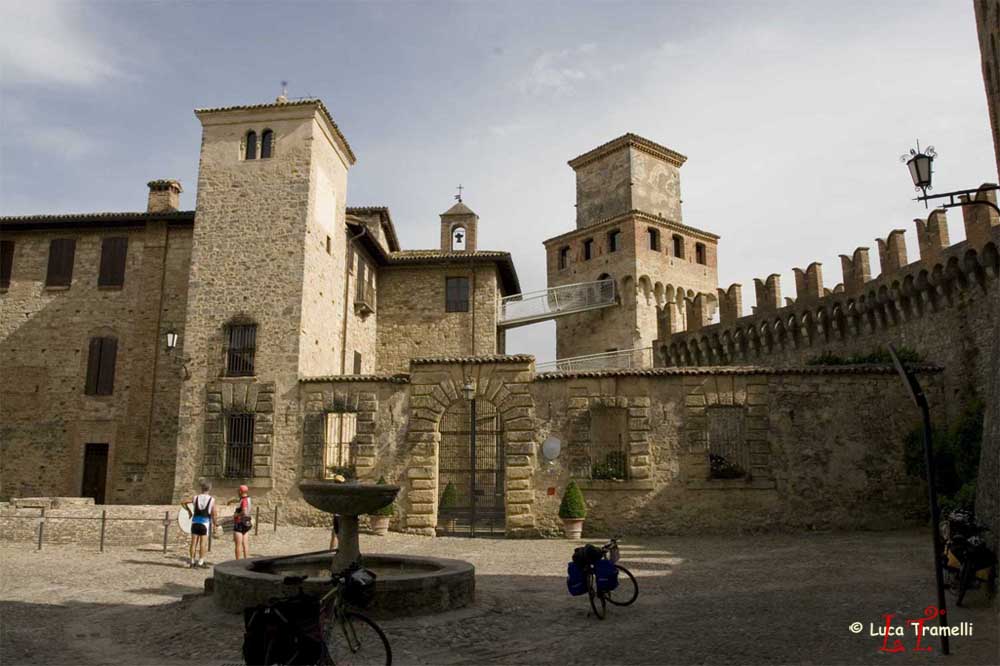 Il castello di Vigoleno (PC)