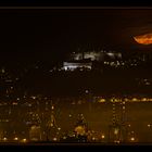 Il Castello, la luna e le gru