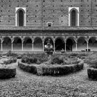Il chiostro della Certosa di Pavia