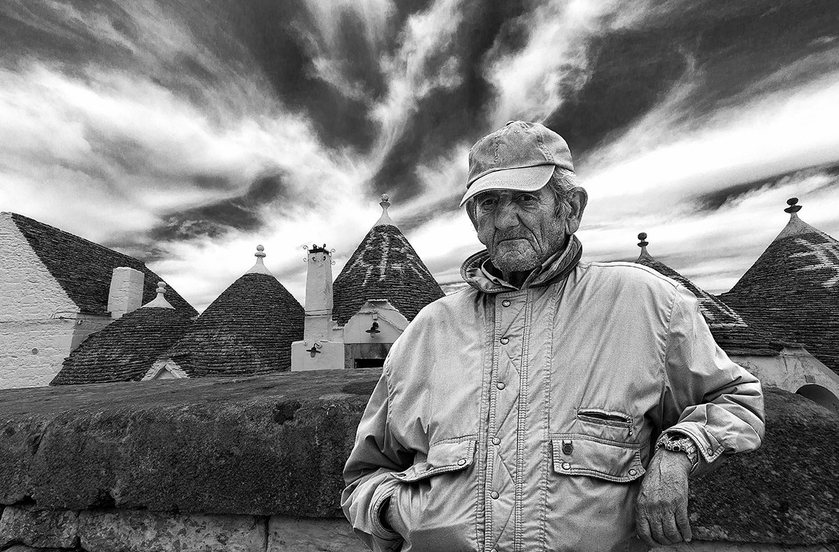 ... IL CIELO DI ALBEROBELLO ...