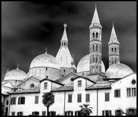 il cielo inquieto....