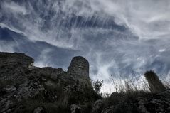 Il cielo si apre sulla rocca