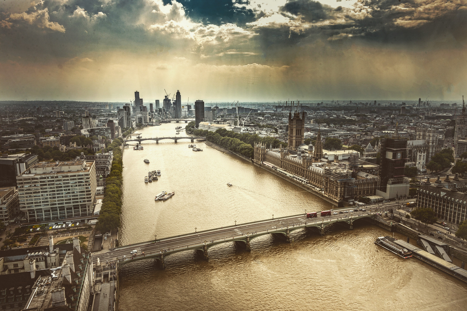 Il cielo sopra Londra