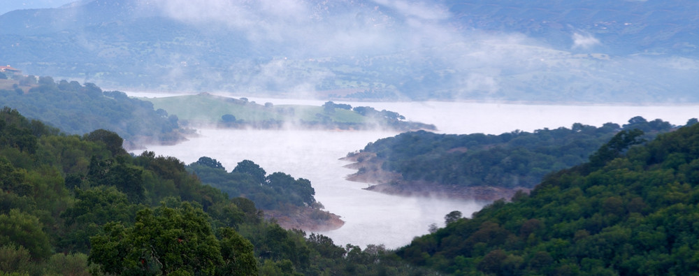 il Coghinas sotto la nebbia