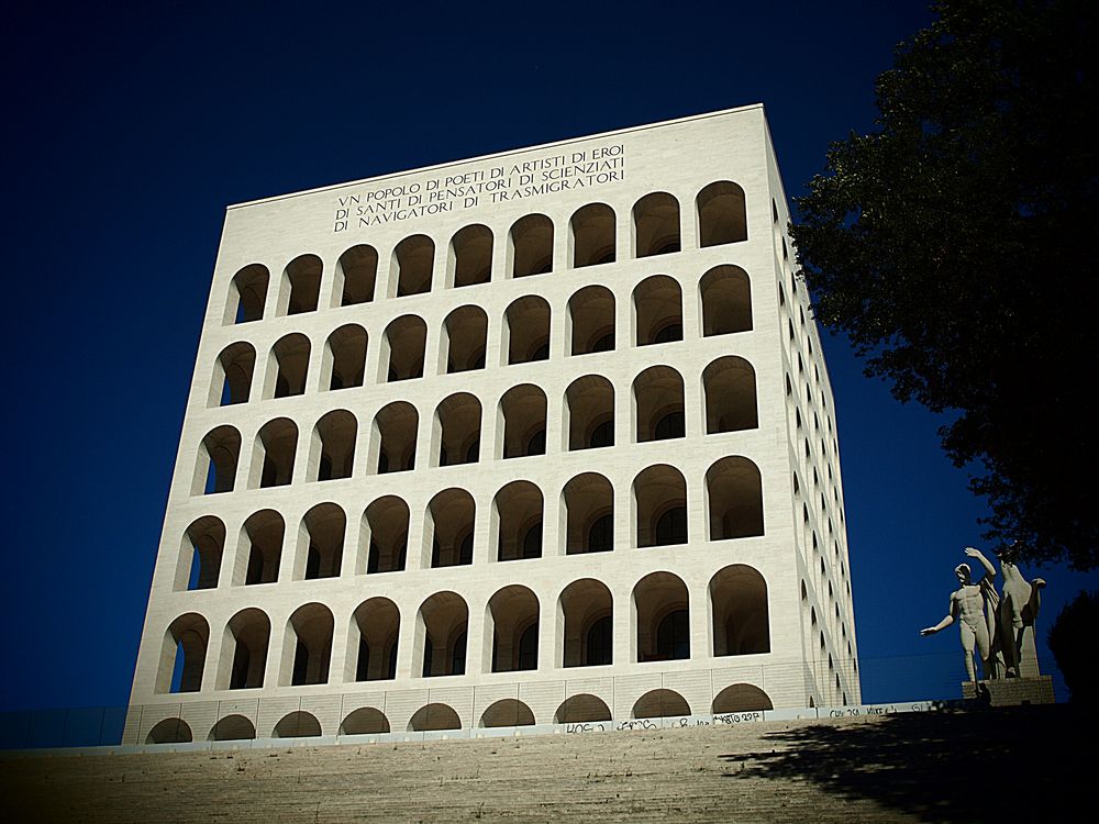 Il Colosseo quadrato