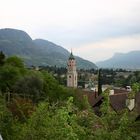 il duomo di Merano (BZ) visto da sopra la passeggiata Tappeiner...