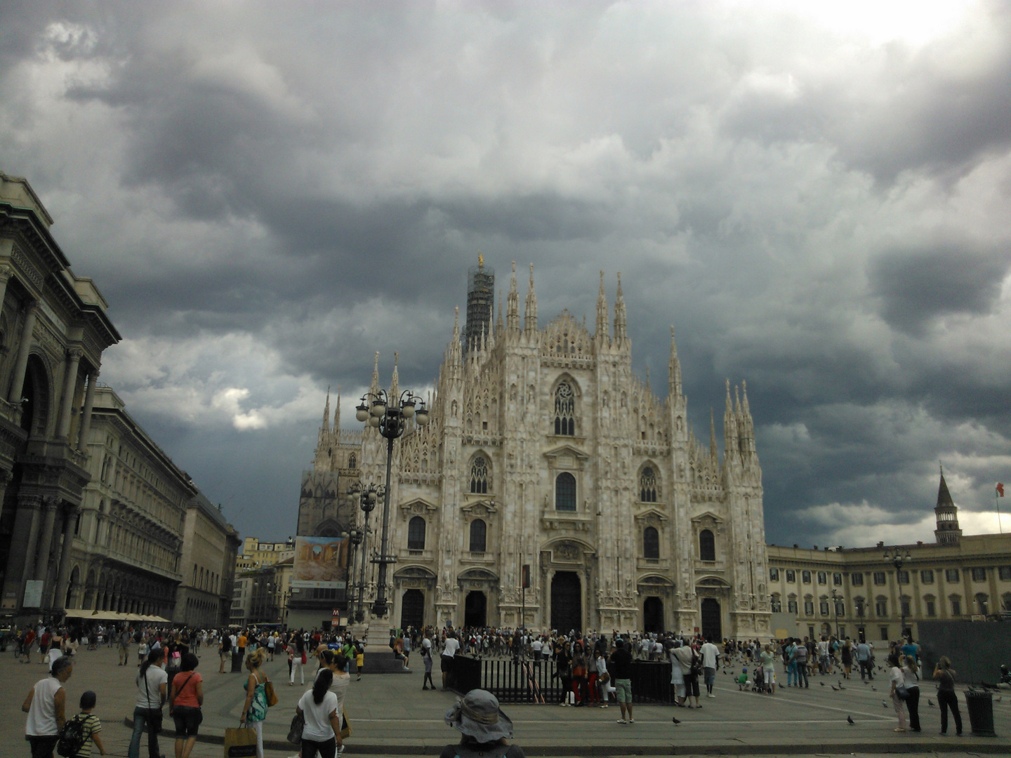 Il duomo tra le nuvole