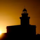 Il faro guarda il sole