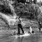 IL FIUME....LA SUA GENTE