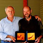 Il fotografo e lo scultore Greg Duncan at Derwent Bridge in heart of Tasmania