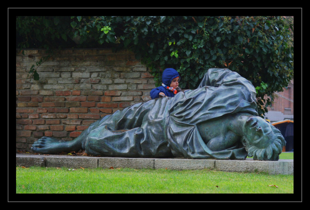 Il Gigante e La Bambina !!!