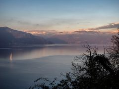 Il lago dalla rocca