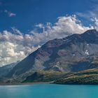 Il Lago del Moncenisio, dalla sponda nord guardando verso la sponda sud e la diga.