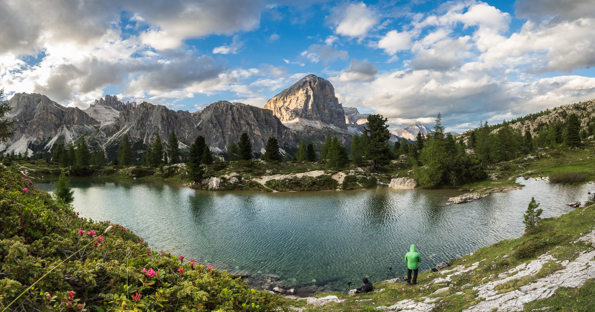 il lago Limides e la sua corte