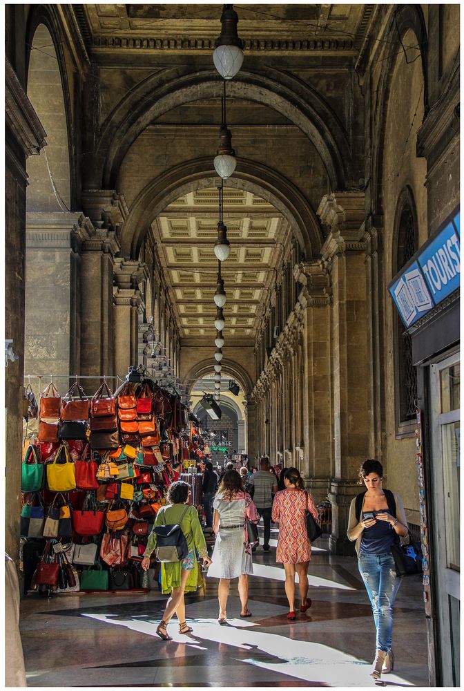 Il loggiato delle Poste