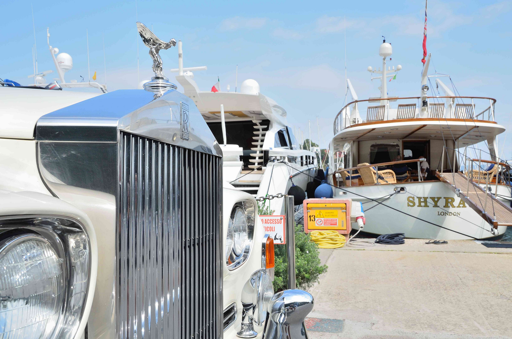 il lusso a Cala Galera