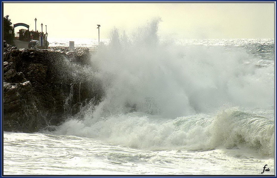 IL MARE STA' SALENDO....A DIAMANTE (CS)