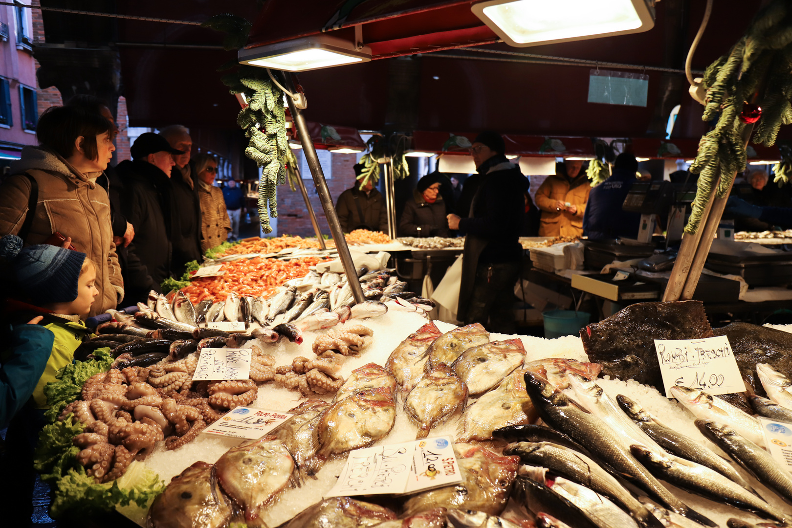 Il mercato del pesce a Rialto