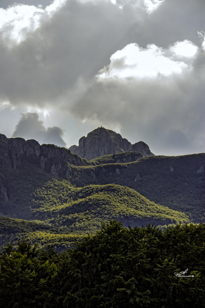 il monte Penna sotto sera