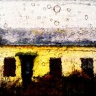 il pleut sur la petite maison abandonnée